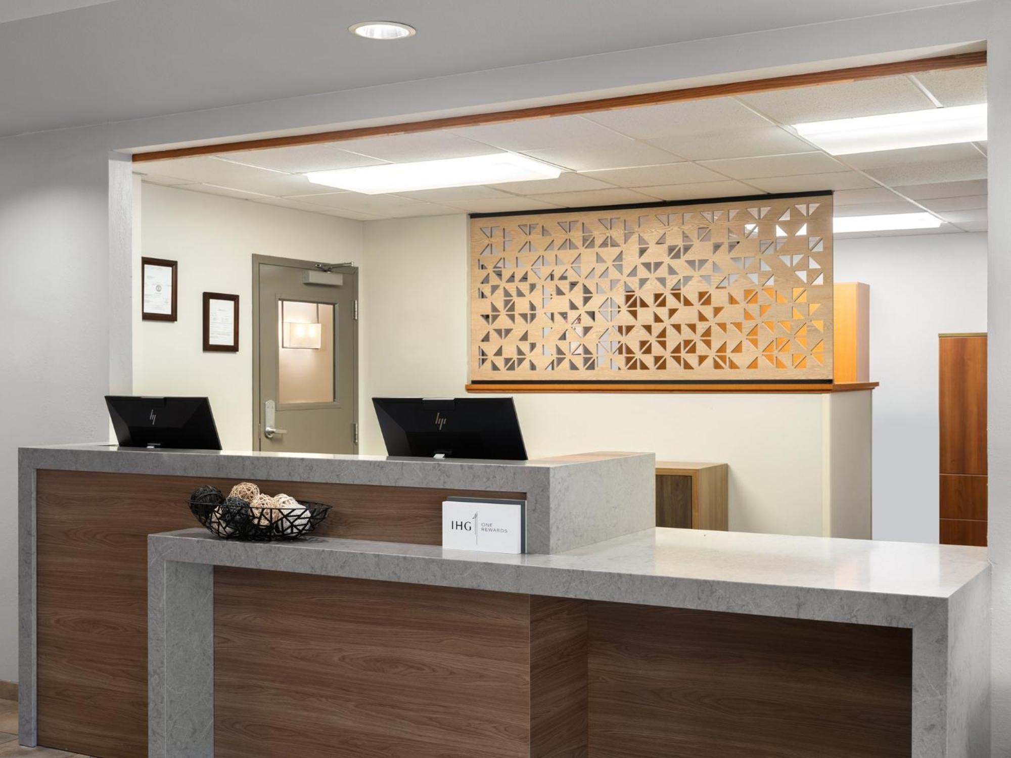 Candlewood Suites Radcliff - Fort Knox By Ihg Exterior foto